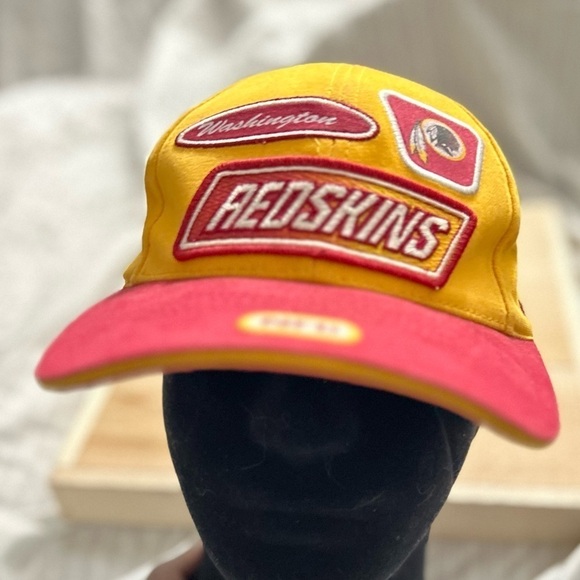 Vintage Pro Line Puma Snapback Hat Washington Redskins NFL - Picture 2 of 8